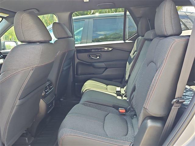 new 2025 Honda Pilot car, priced at $42,750