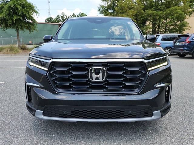 new 2025 Honda Pilot car, priced at $47,425