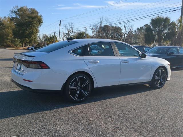 new 2025 Honda Accord Hybrid car, priced at $35,205