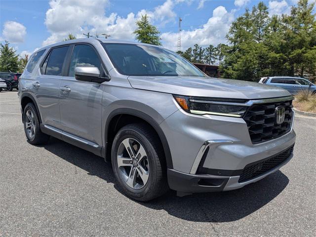new 2025 Honda Pilot car, priced at $44,680