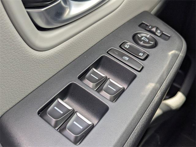 new 2025 Honda Pilot car, priced at $44,680