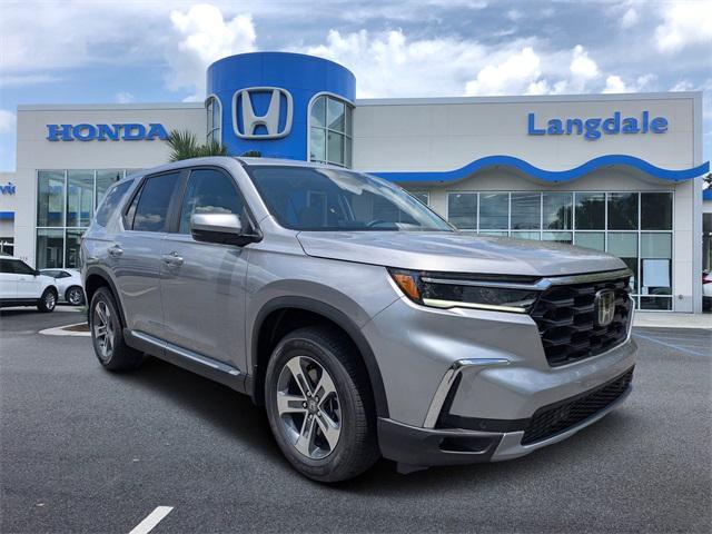 new 2025 Honda Pilot car, priced at $44,680