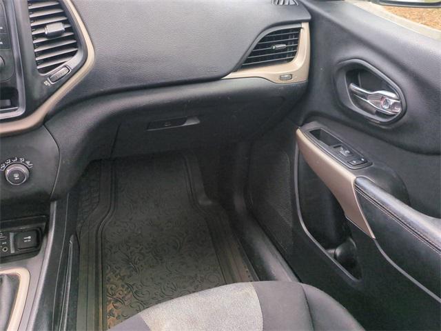 used 2018 Jeep Cherokee car, priced at $7,982