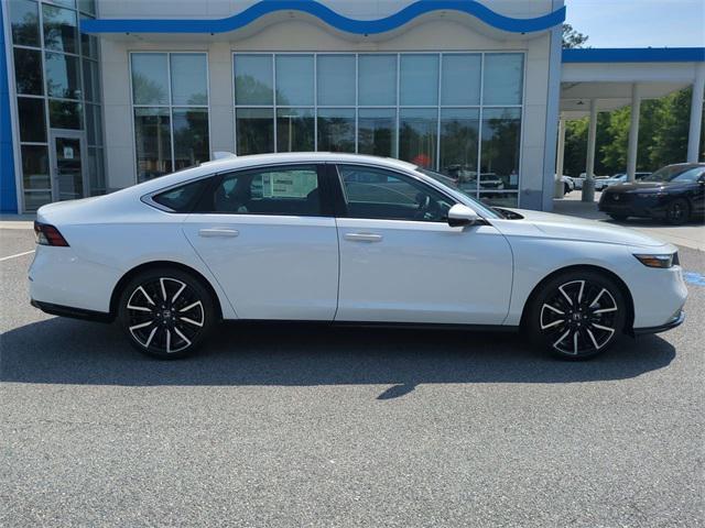 new 2025 Honda Accord Hybrid car, priced at $39,905