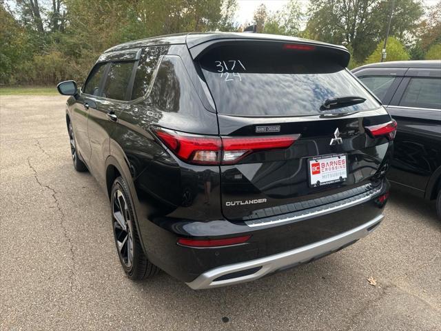 new 2024 Mitsubishi Outlander car, priced at $34,410