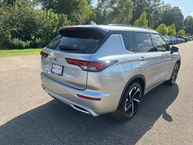 new 2024 Mitsubishi Outlander car, priced at $37,540