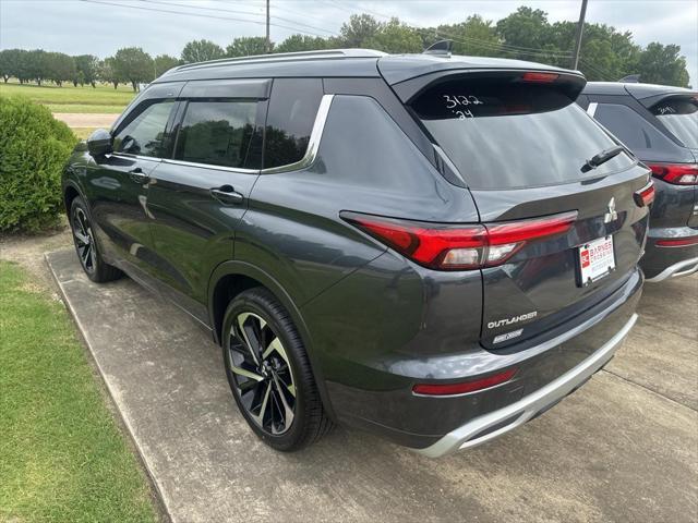 new 2024 Mitsubishi Outlander car, priced at $37,470