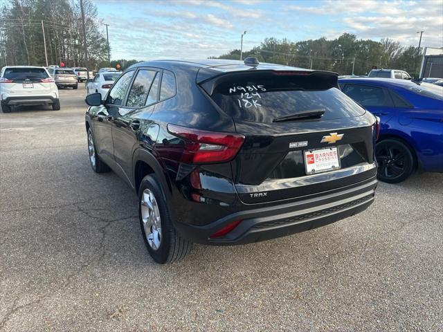 used 2024 Chevrolet Trax car, priced at $23,877