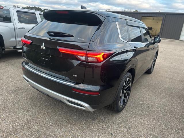 new 2024 Mitsubishi Outlander car, priced at $36,385