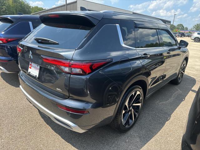 new 2024 Mitsubishi Outlander car, priced at $37,470