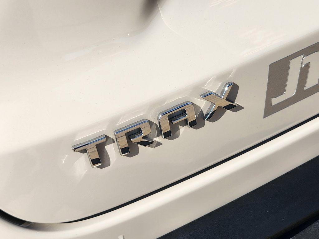 new 2026 Chevrolet Trax car, priced at $29,053
