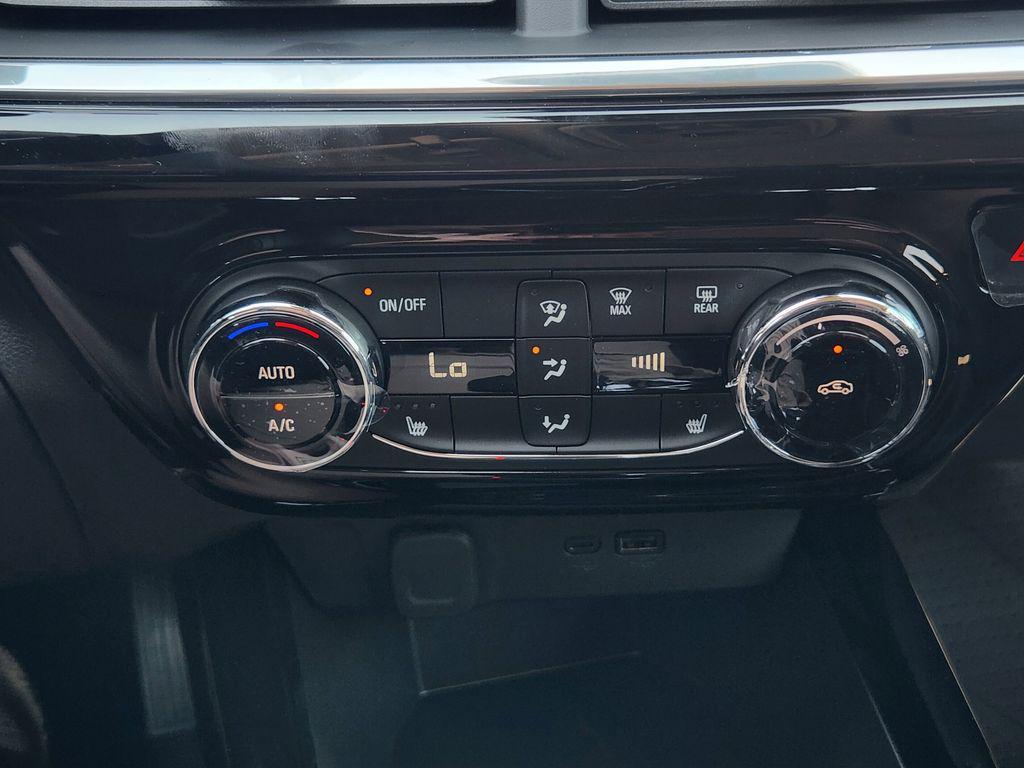 new 2026 Chevrolet Trax car, priced at $29,053
