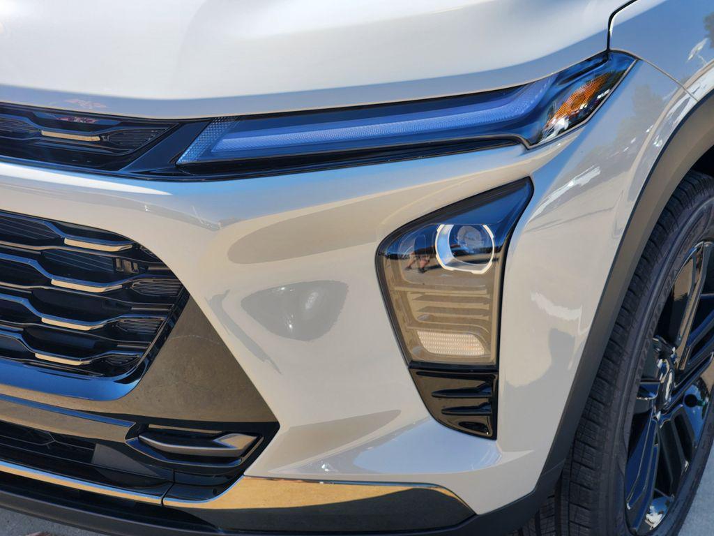 new 2026 Chevrolet Trax car, priced at $29,053