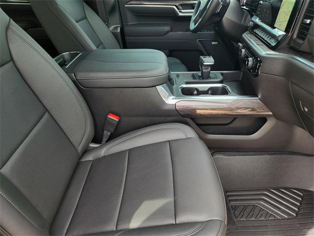 new 2025 Chevrolet Silverado 1500 car, priced at $62,140