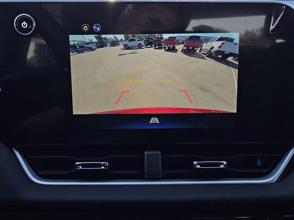 new 2026 Chevrolet Equinox car, priced at $32,348