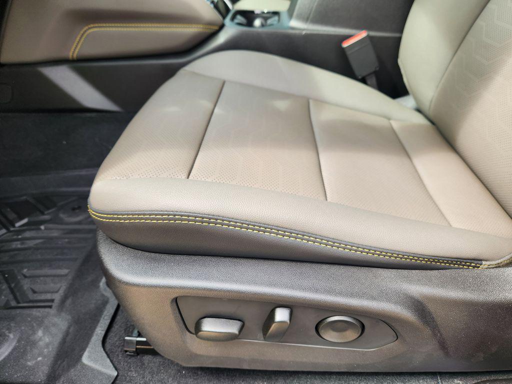 new 2026 Chevrolet Colorado car, priced at $53,370