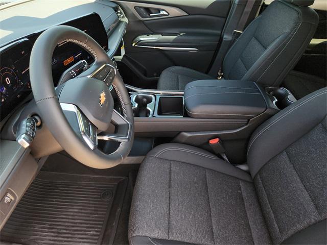 new 2025 Chevrolet Traverse car, priced at $43,295
