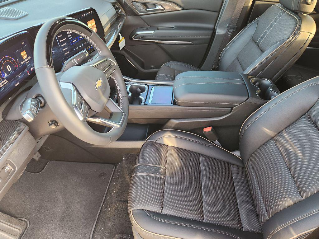 new 2026 Chevrolet Traverse car, priced at $57,685