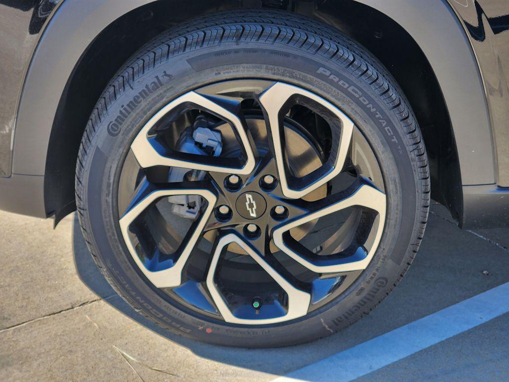 new 2026 Chevrolet Trax car, priced at $28,784