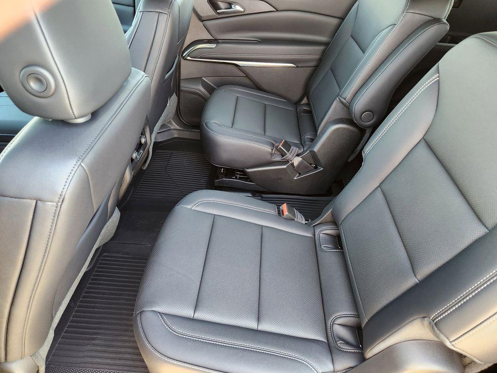 new 2026 Chevrolet Traverse car, priced at $46,343