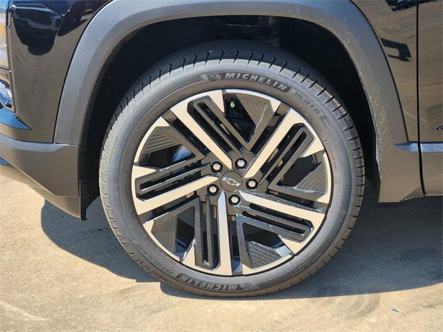 new 2026 Chevrolet Equinox car, priced at $33,690