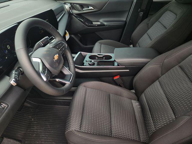 new 2026 Chevrolet Equinox car, priced at $29,998