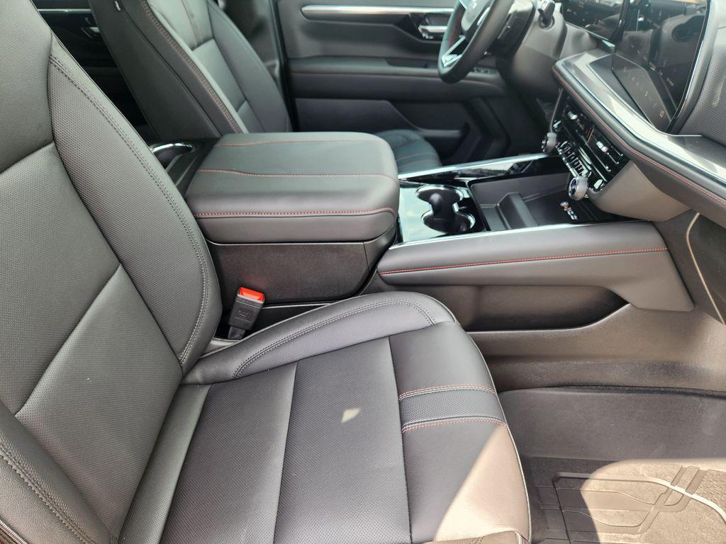 new 2026 Chevrolet Suburban car, priced at $89,988