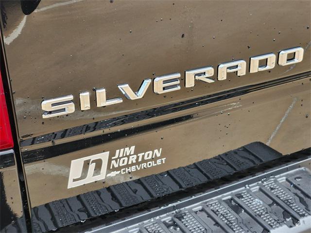 new 2025 Chevrolet Silverado 1500 car, priced at $43,689