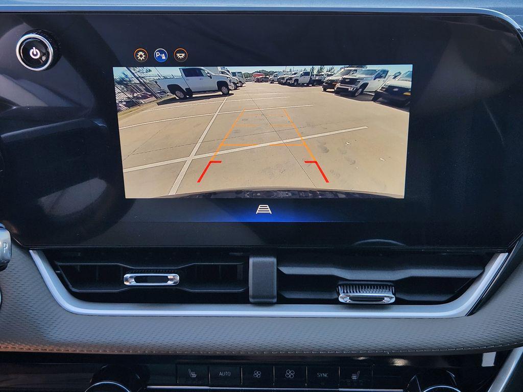 new 2026 Chevrolet Equinox car, priced at $34,010