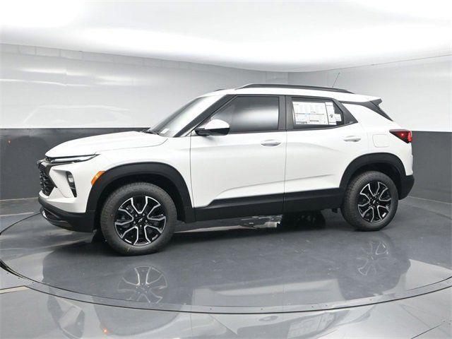 new 2025 Chevrolet TrailBlazer car, priced at $30,492