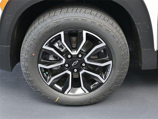 new 2025 Chevrolet TrailBlazer car, priced at $30,492