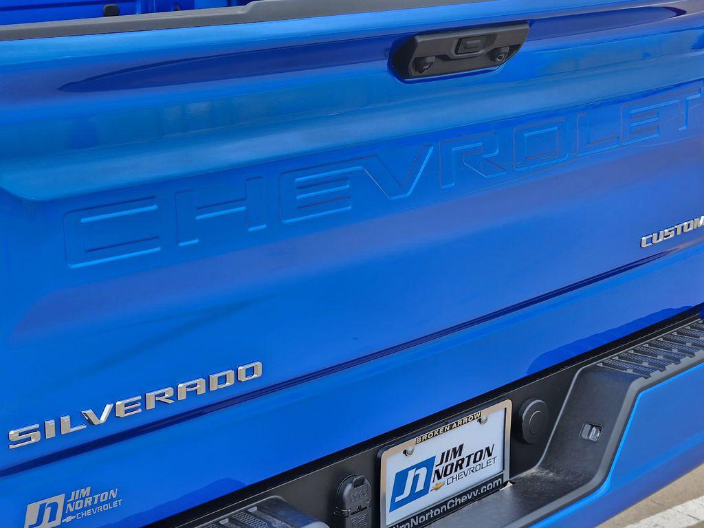 new 2026 Chevrolet Silverado 1500 car, priced at $44,404