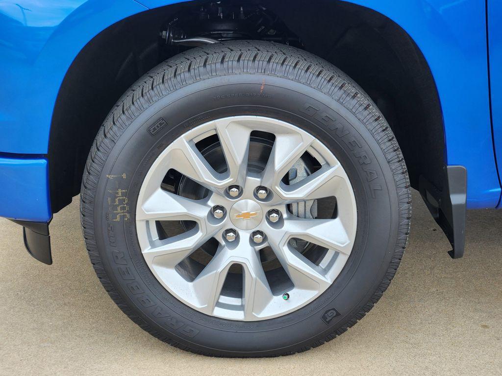new 2026 Chevrolet Silverado 1500 car, priced at $44,404