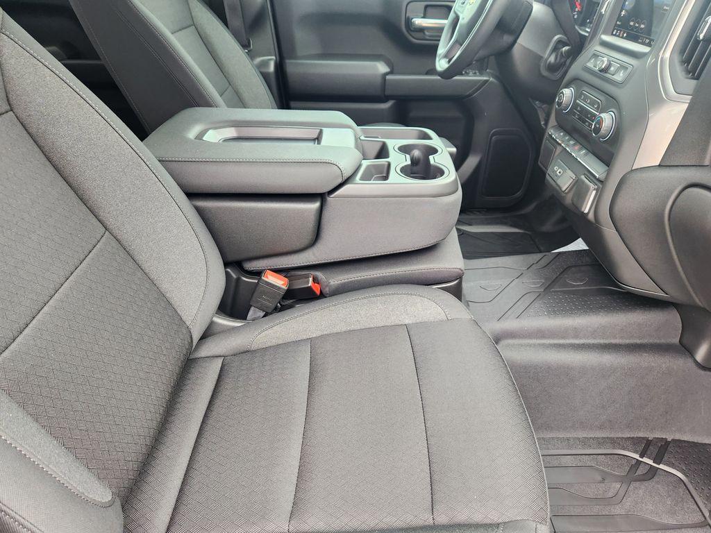 new 2026 Chevrolet Silverado 1500 car, priced at $44,404