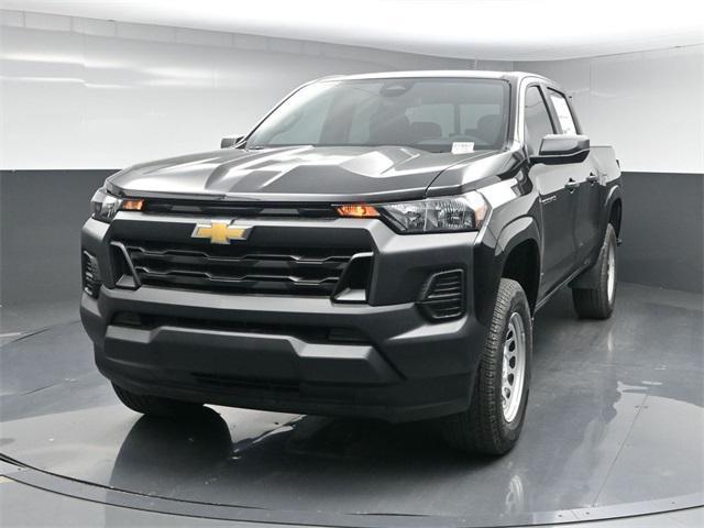 new 2025 Chevrolet Colorado car, priced at $33,745