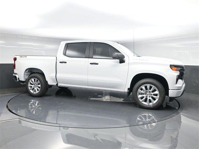 new 2025 Chevrolet Silverado 1500 car, priced at $39,302