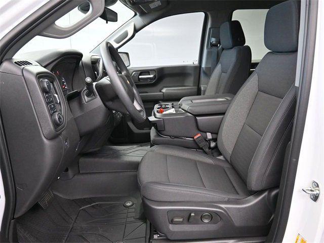 new 2025 Chevrolet Silverado 1500 car, priced at $39,302