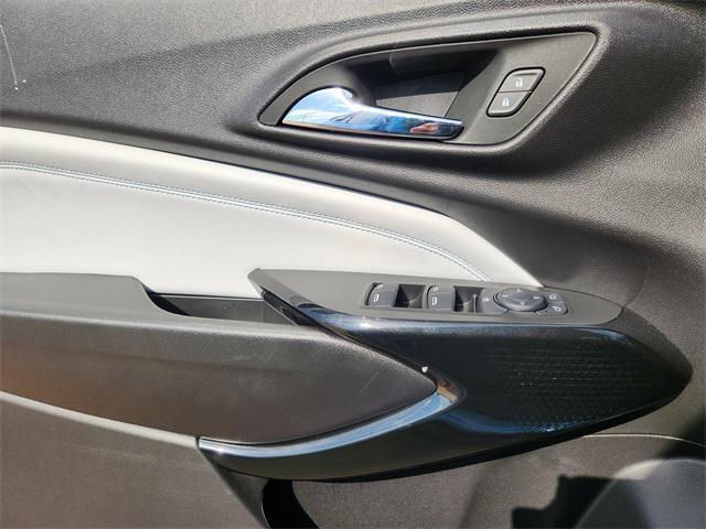 new 2025 Chevrolet Trax car, priced at $25,622