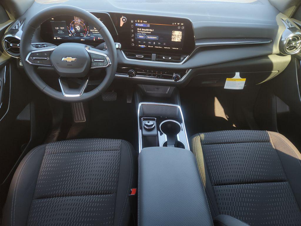 new 2026 Chevrolet Equinox car, priced at $29,522