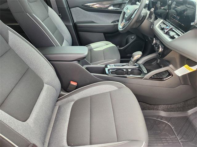 new 2025 Chevrolet TrailBlazer car, priced at $30,152