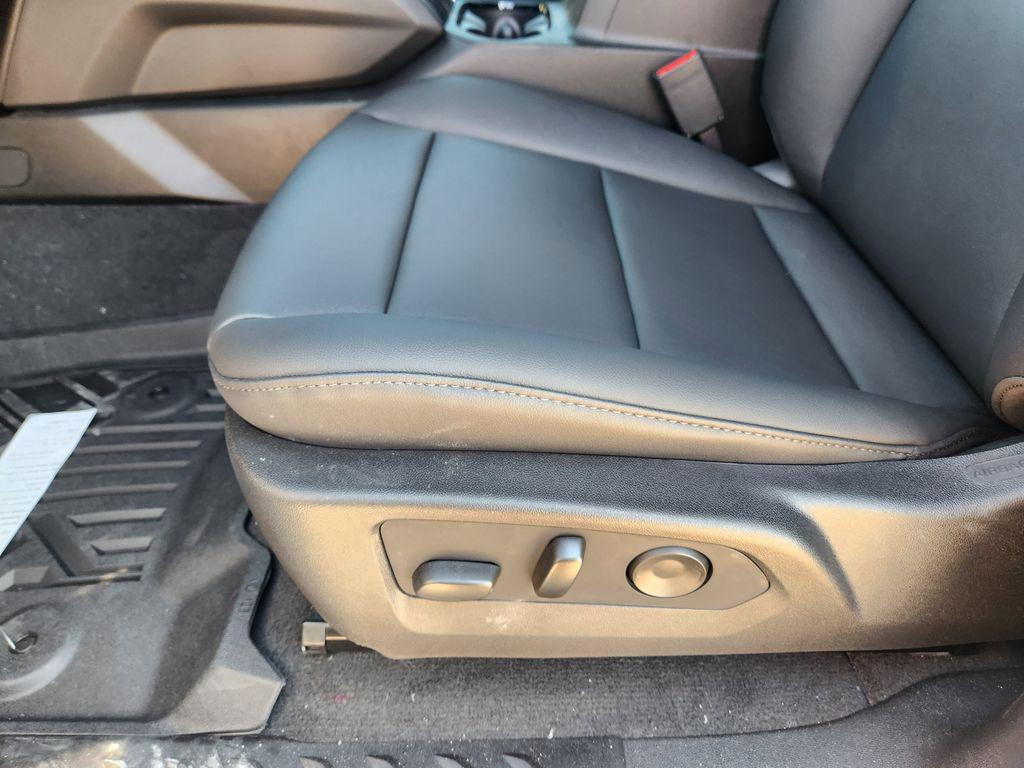 new 2026 Chevrolet Colorado car, priced at $45,913