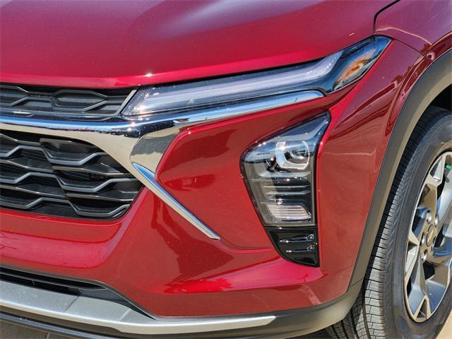new 2025 Chevrolet Trax car, priced at $23,652