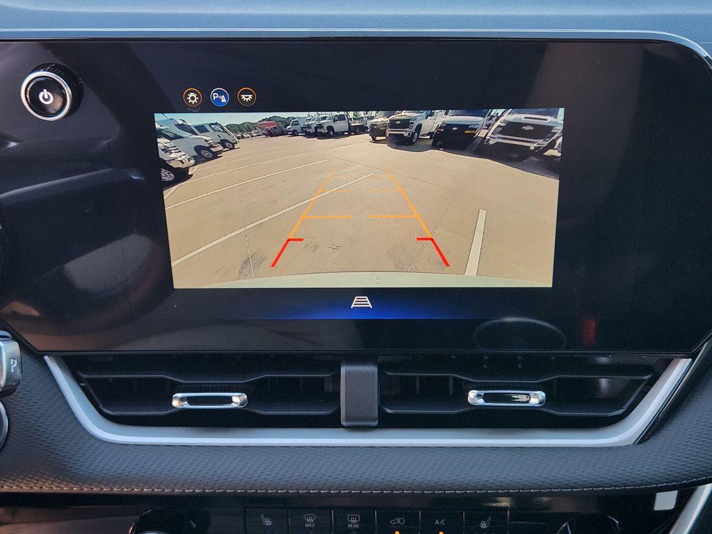 new 2026 Chevrolet Equinox car, priced at $28,990