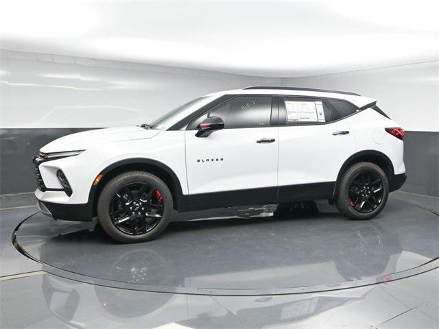new 2025 Chevrolet Blazer car, priced at $37,803