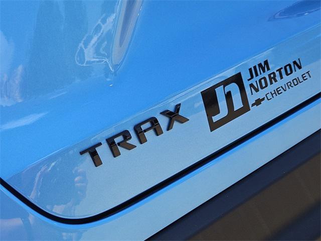 new 2025 Chevrolet Trax car, priced at $26,857