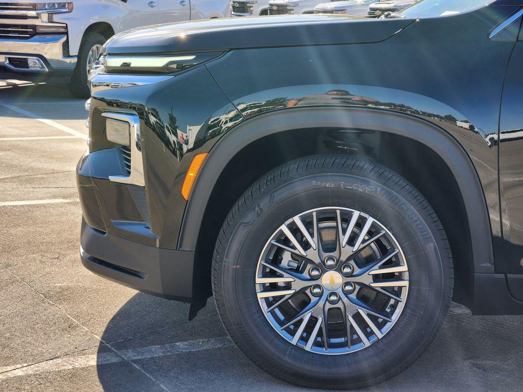 new 2026 Chevrolet Traverse car, priced at $45,638