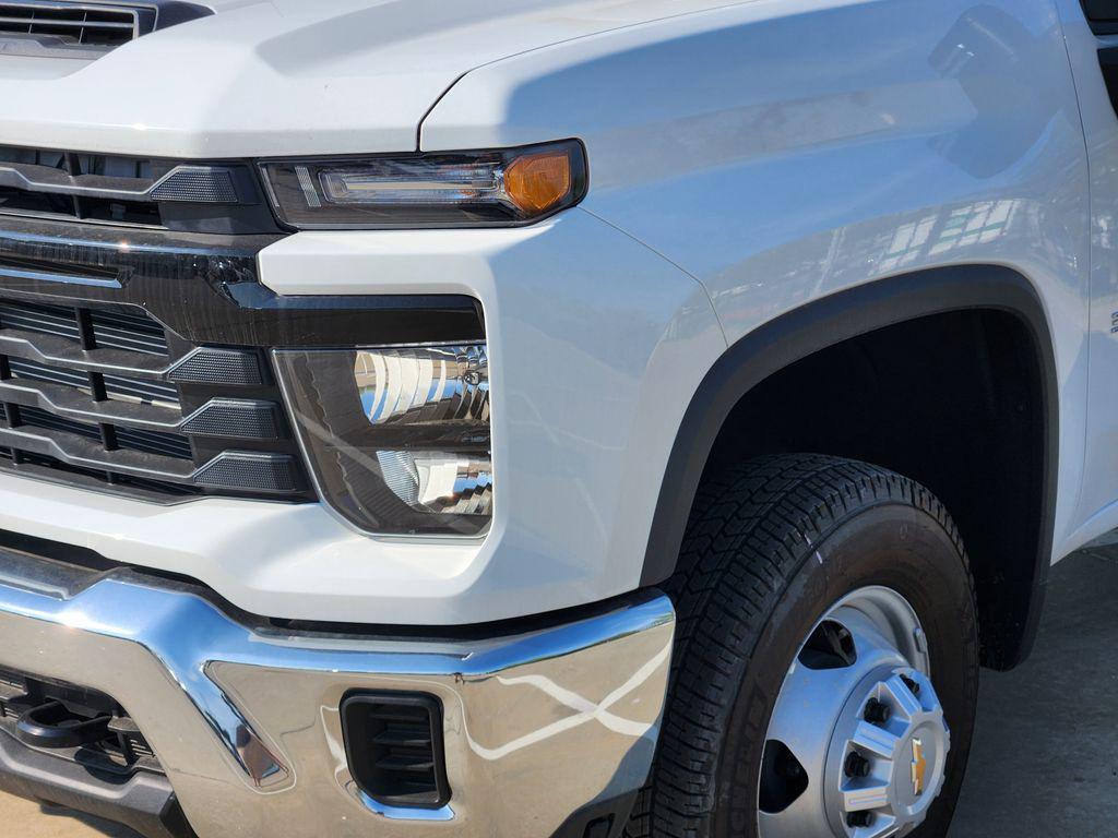 new 2025 Chevrolet Silverado 3500 car, priced at $66,071