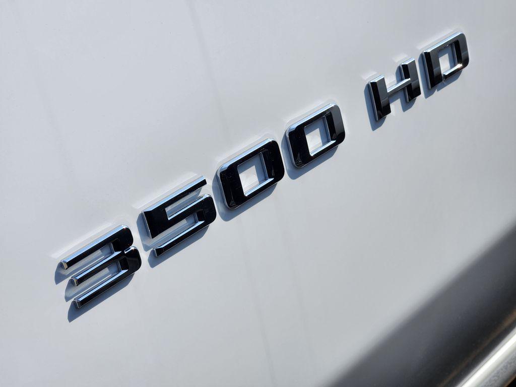 new 2025 Chevrolet Silverado 3500 car, priced at $66,071