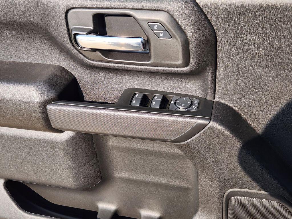 new 2025 Chevrolet Silverado 3500 car, priced at $66,071