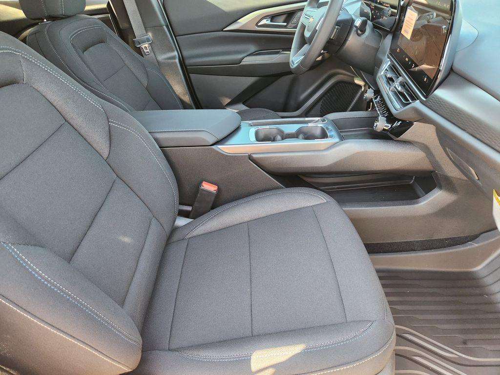 new 2026 Chevrolet Equinox EV car, priced at $34,014